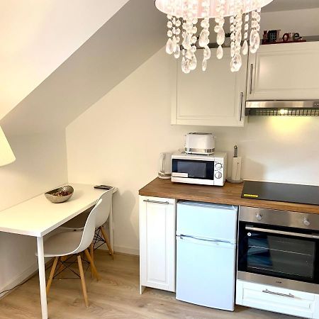 London Studio Self Contained, Newly Furbished エクステリア 写真